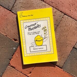 1990 Gourmet Mustards Culinary Arts Ltd. Gift Basket Book Condiment Moutarde